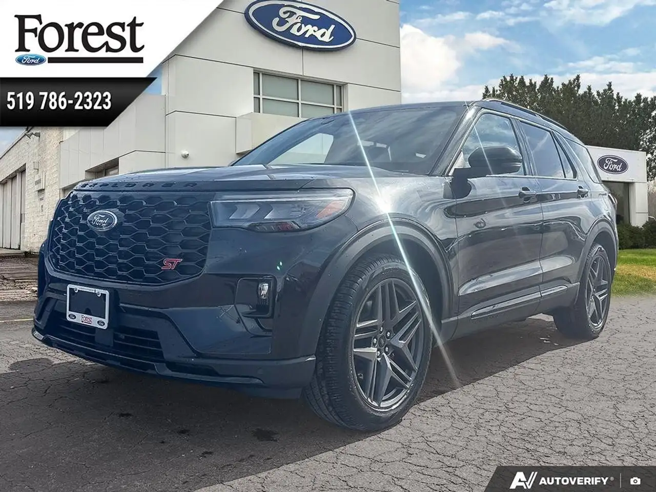 Ford Explorer photo Ford Explorer