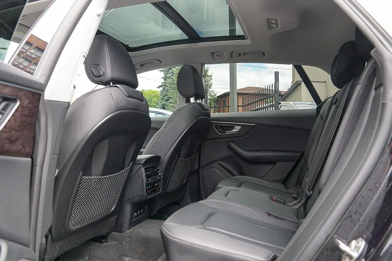 Audi Q8 photo Audi Q8