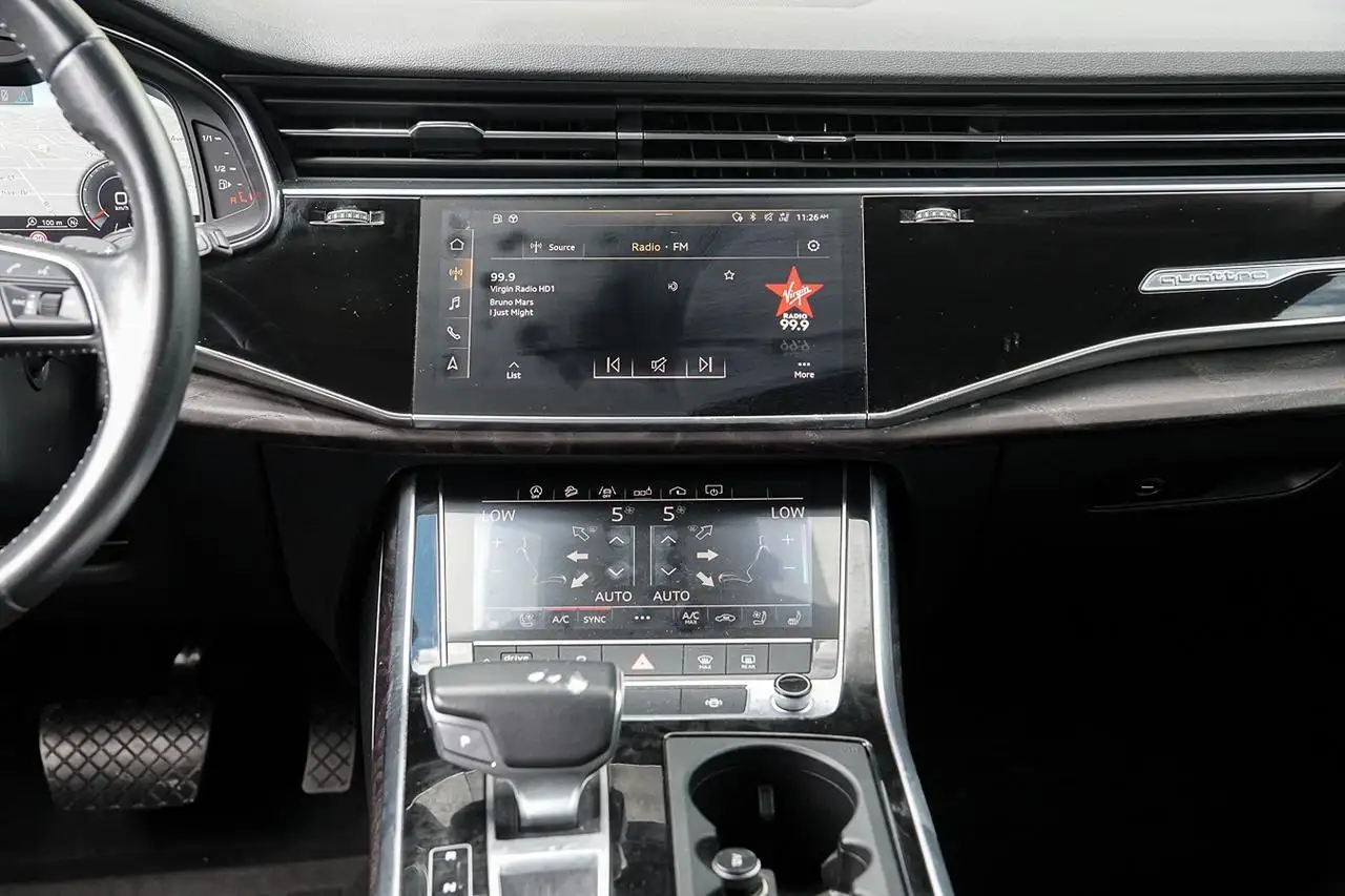 Audi Q8 photo Audi Q8