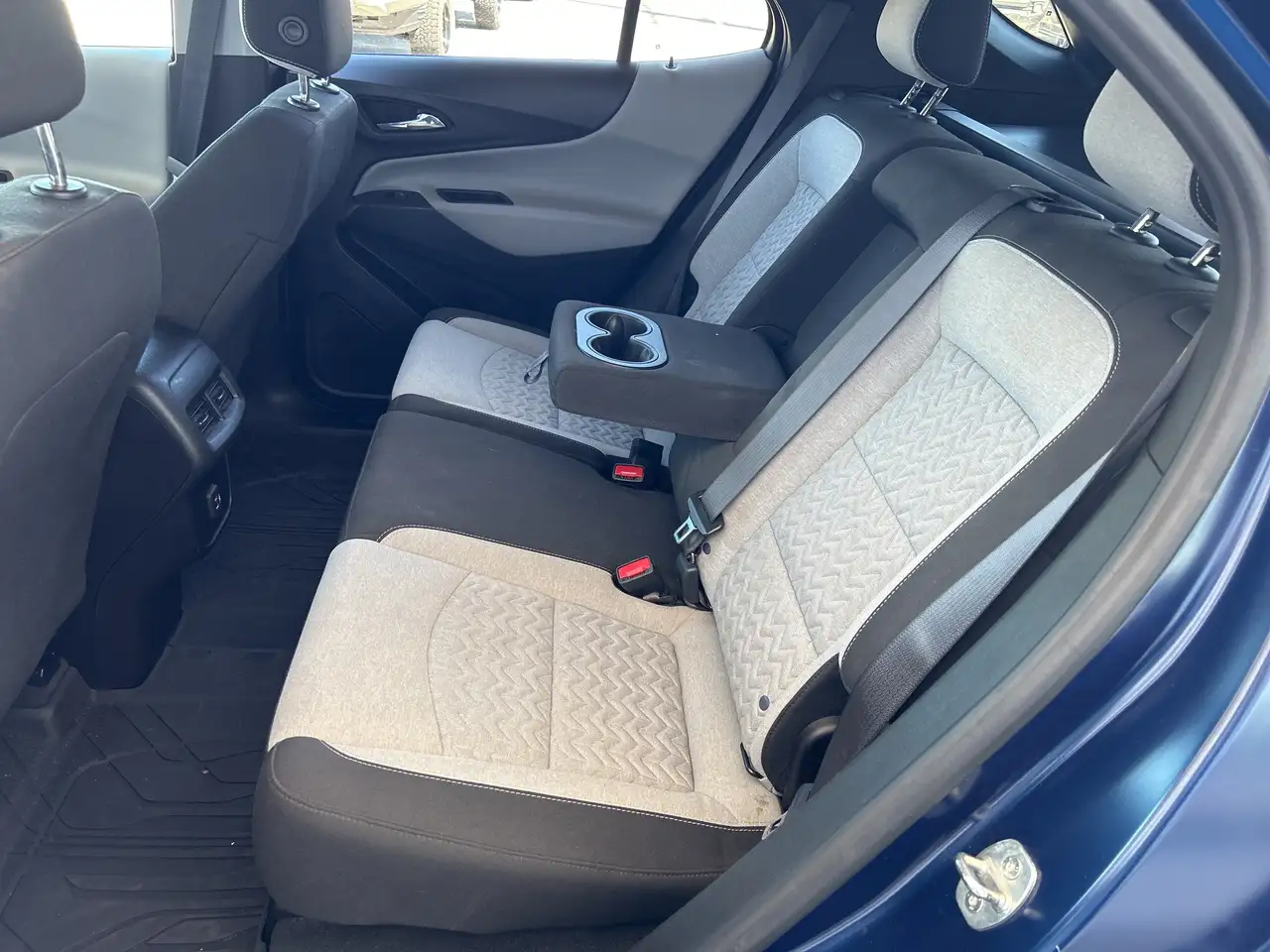 Chevrolet Equinox снимка Chevrolet Equinox