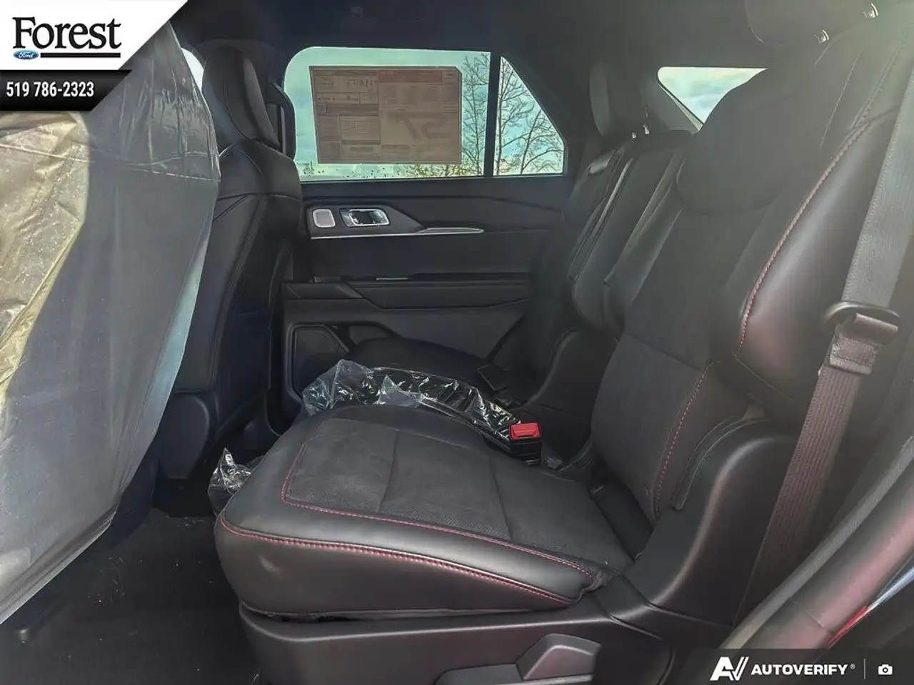 Ford Explorer photo Ford Explorer