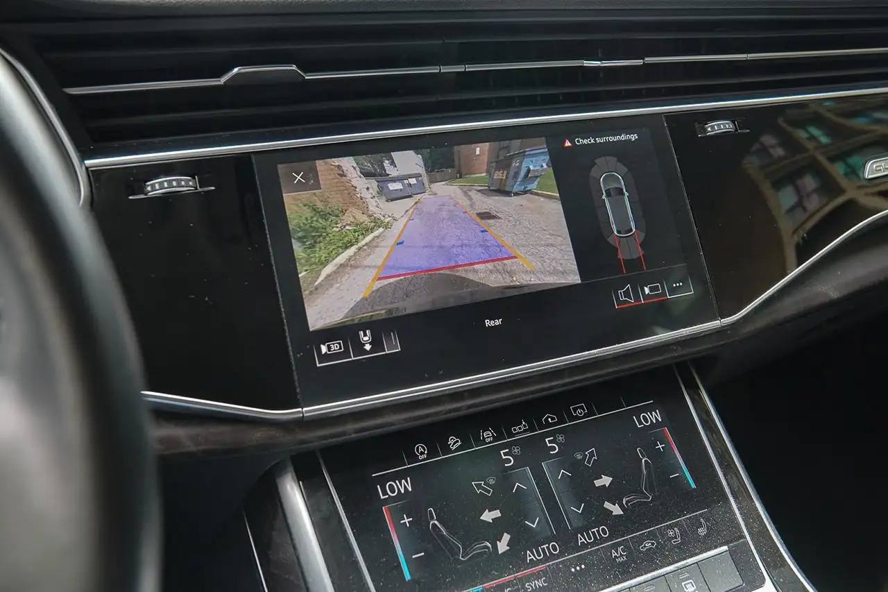 Audi Q8 photo Audi Q8