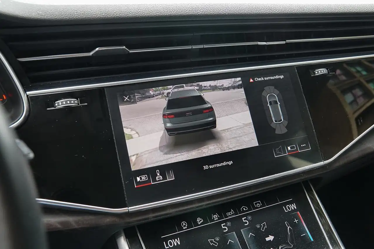 Audi Q8 photo Audi Q8