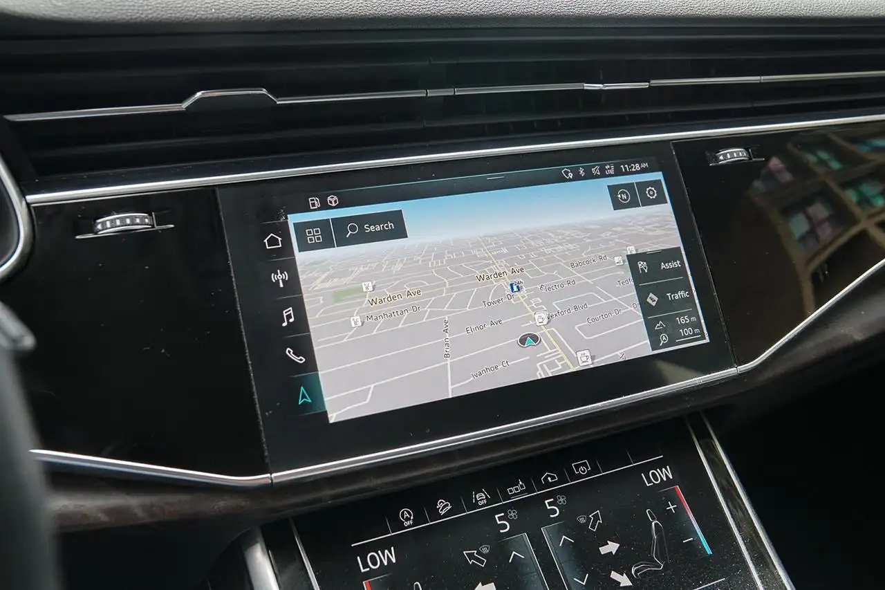 Audi Q8 photo Audi Q8