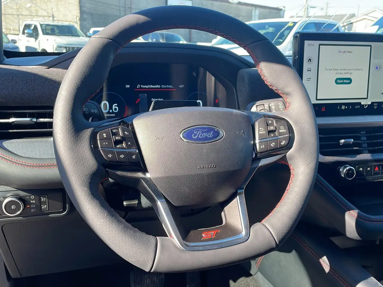 Ford Explorer снимка Ford Explorer