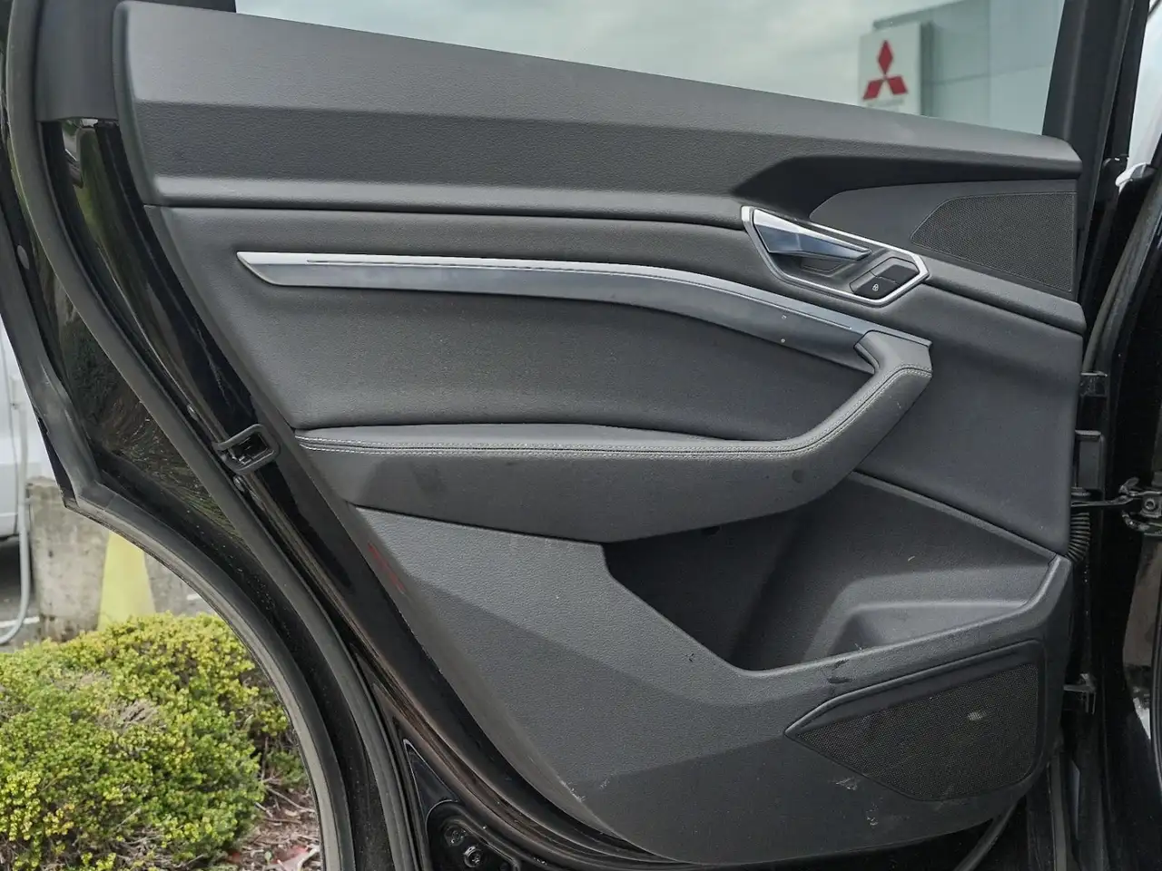 Audi e-tron снимка Audi e-tron