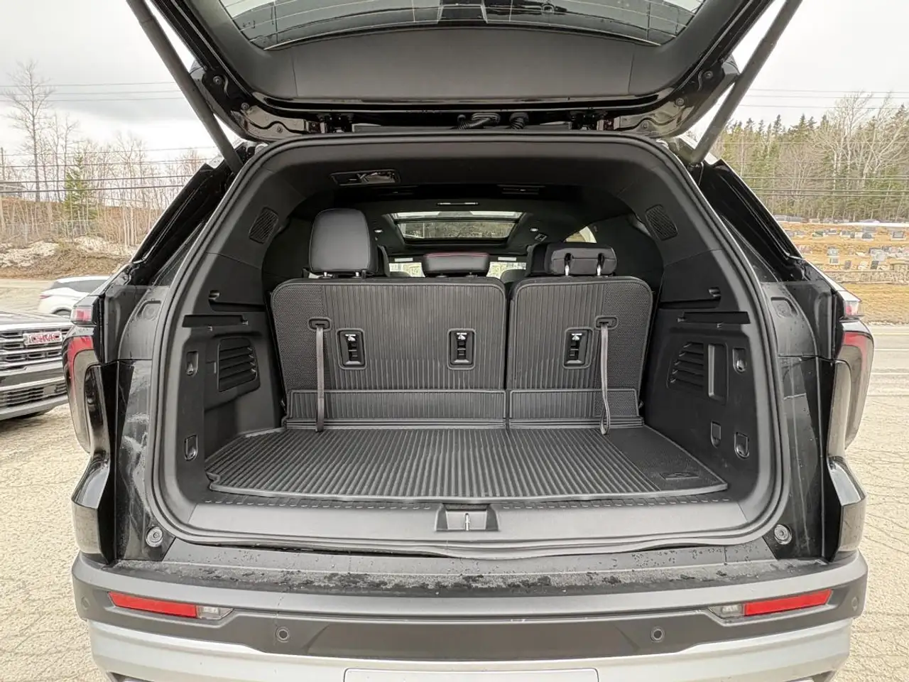 Chevrolet Traverse photo Chevrolet Traverse