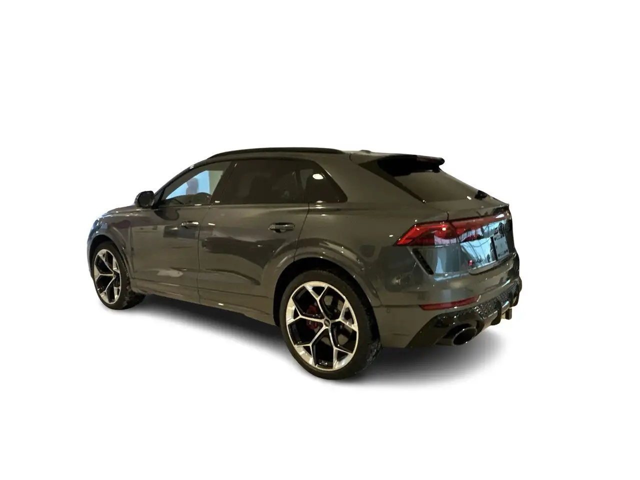 Audi RS Q8 снимка Audi RS Q8