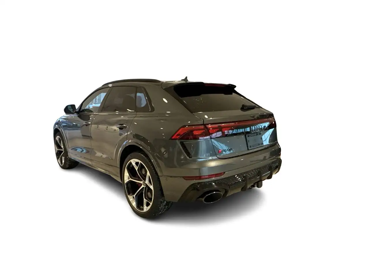 Audi RS Q8 снимка Audi RS Q8