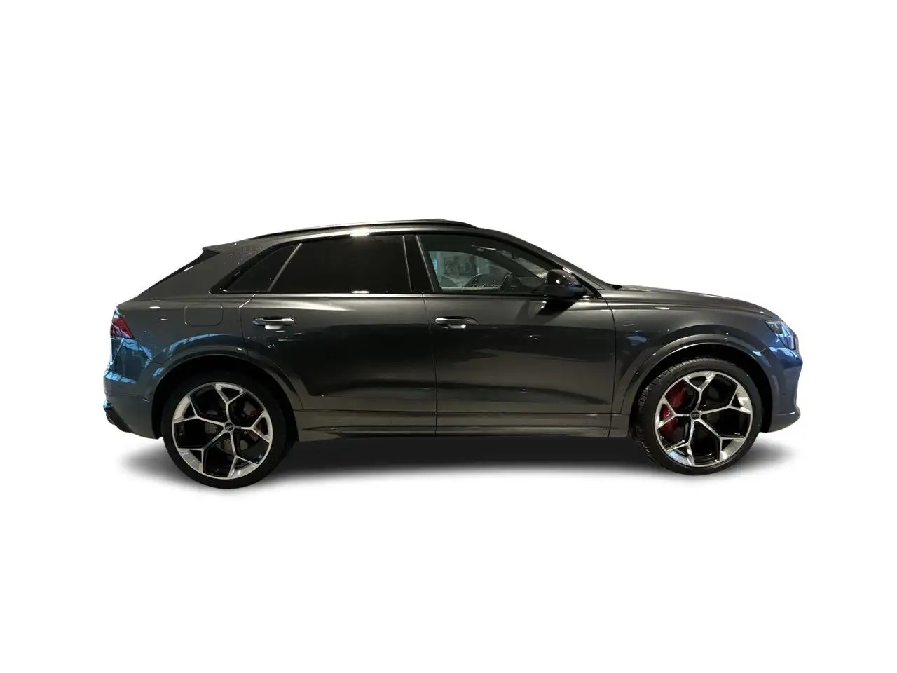 Audi RS Q8 снимка Audi RS Q8