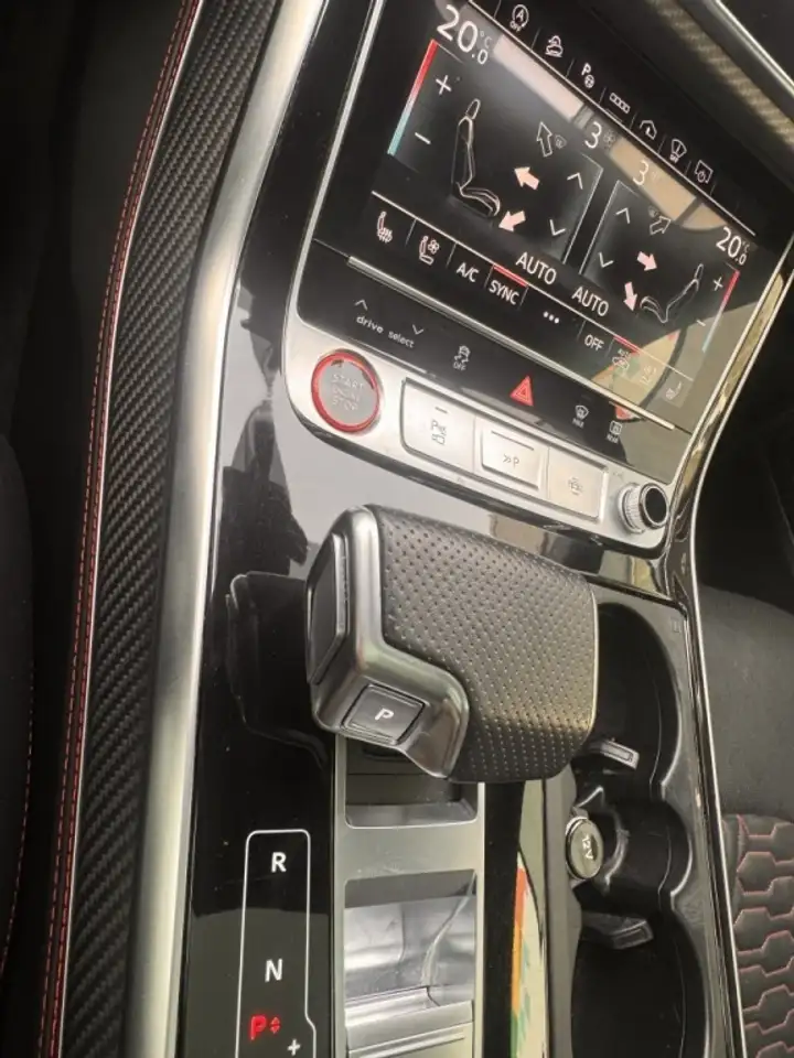 Audi RS Q8 fotografie Audi RS Q8