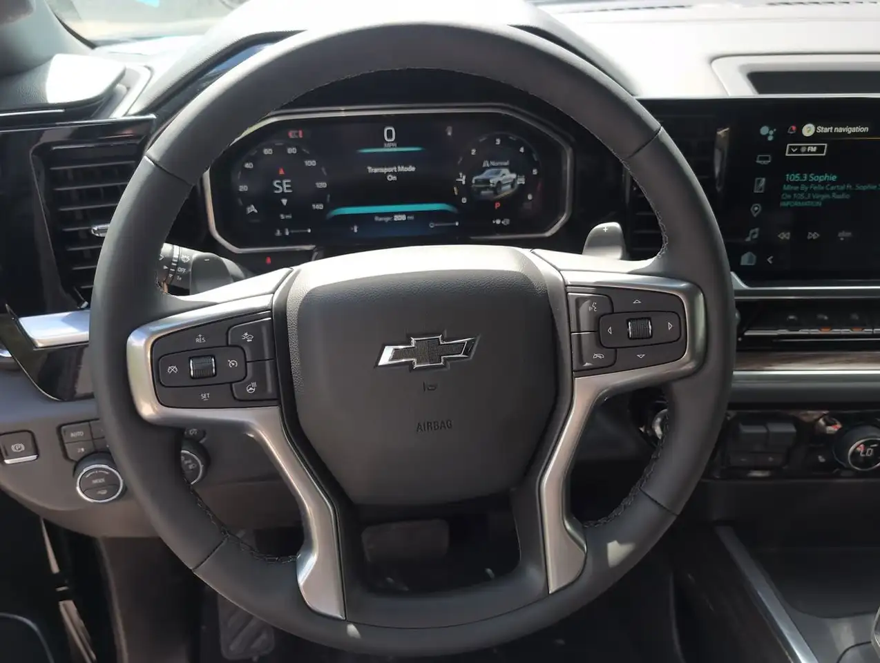 Chevrolet Silverado 1500 снимка Chevrolet Silverado 1500