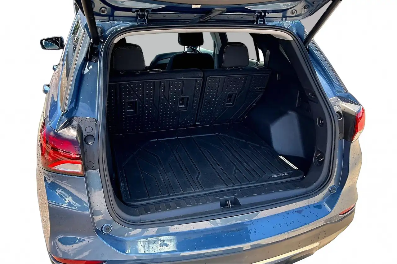 Chevrolet Equinox снимка Chevrolet Equinox