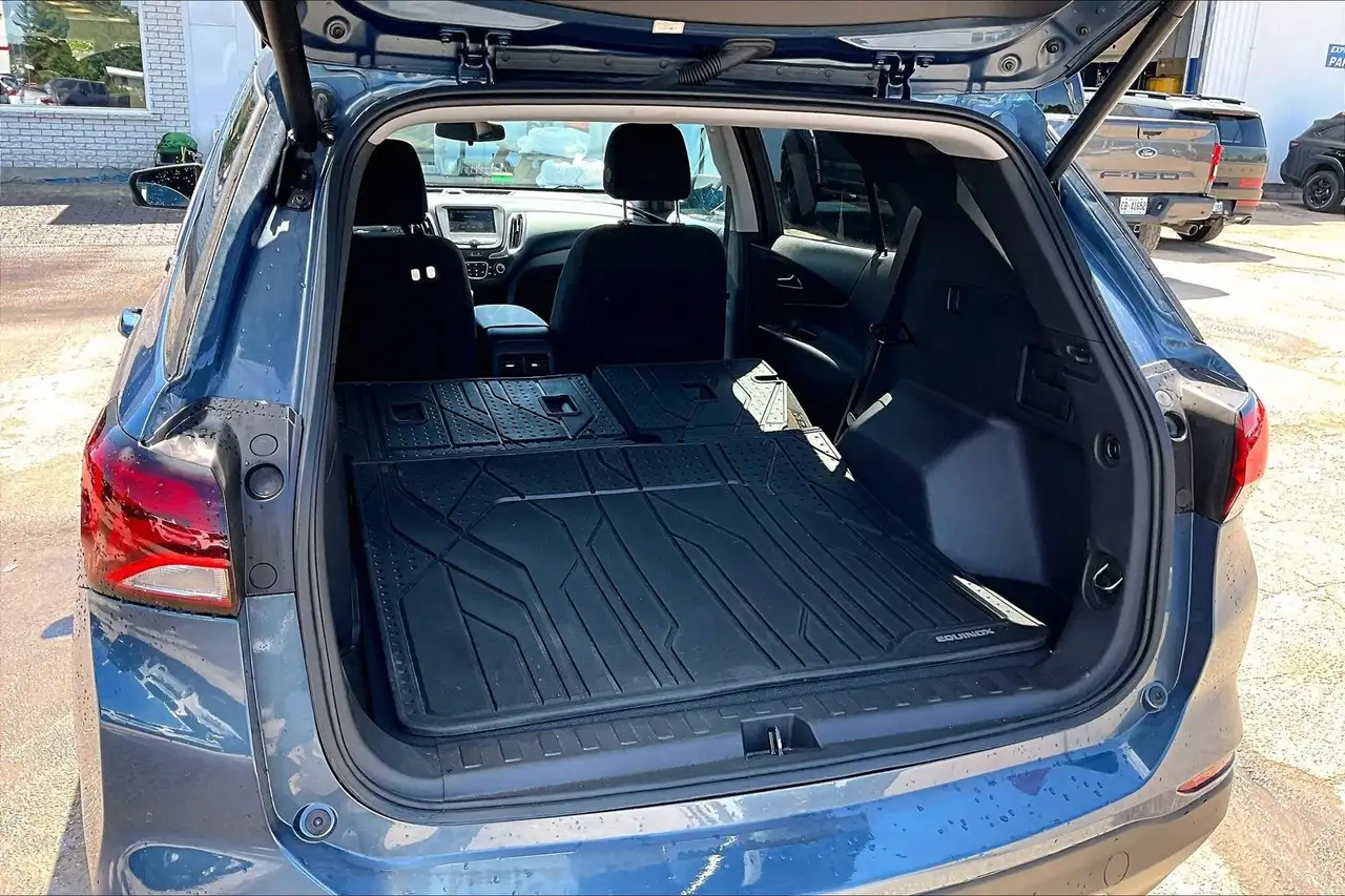 Chevrolet Equinox снимка Chevrolet Equinox