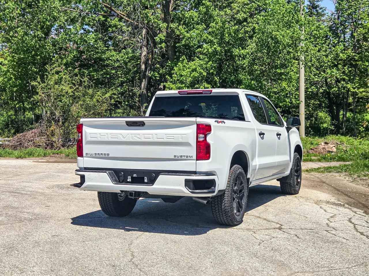 Chevrolet Silverado 1500 снимка Chevrolet Silverado 1500