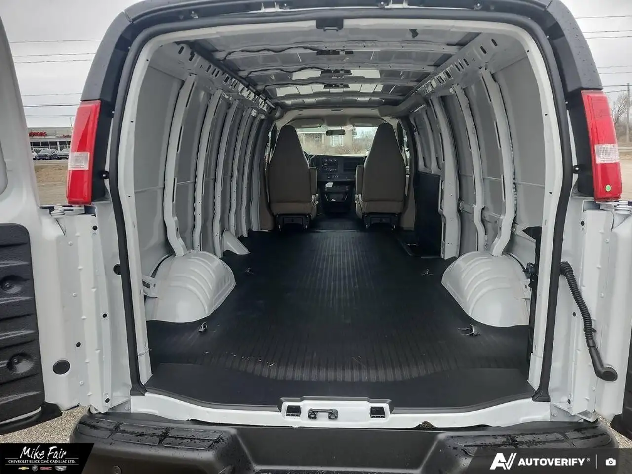 Chevrolet Express 2500 fotografie Chevrolet Express 2500