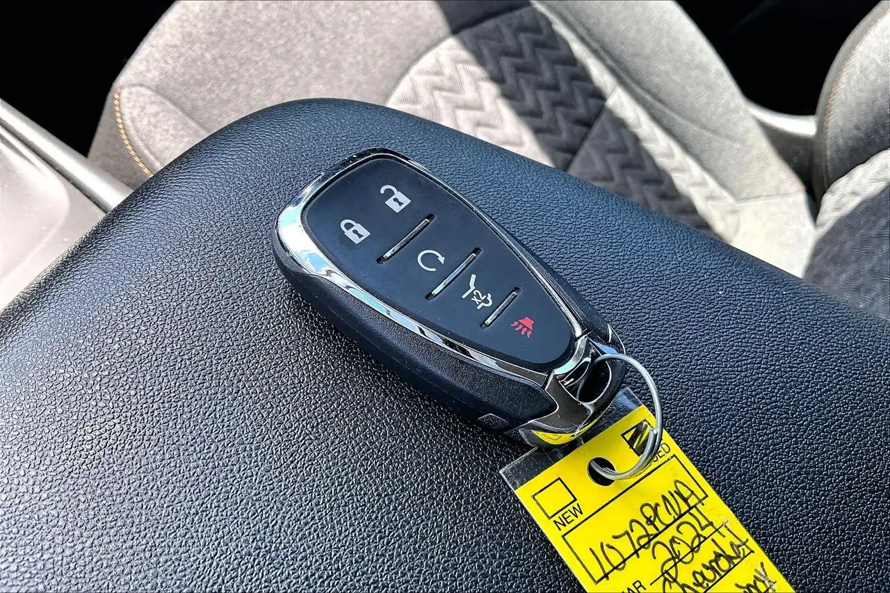 Chevrolet Equinox снимка Chevrolet Equinox