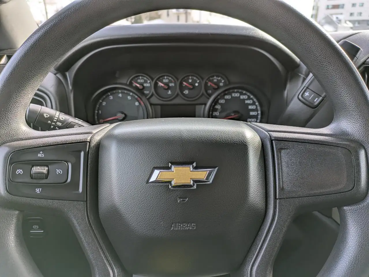 Chevrolet Silverado 1500 снимка Chevrolet Silverado 1500