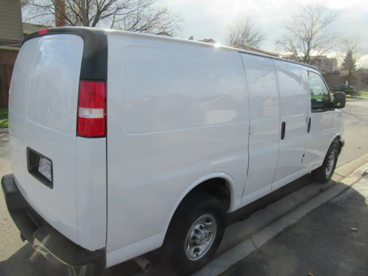 Chevrolet Express 2500 снимка Chevrolet Express 2500