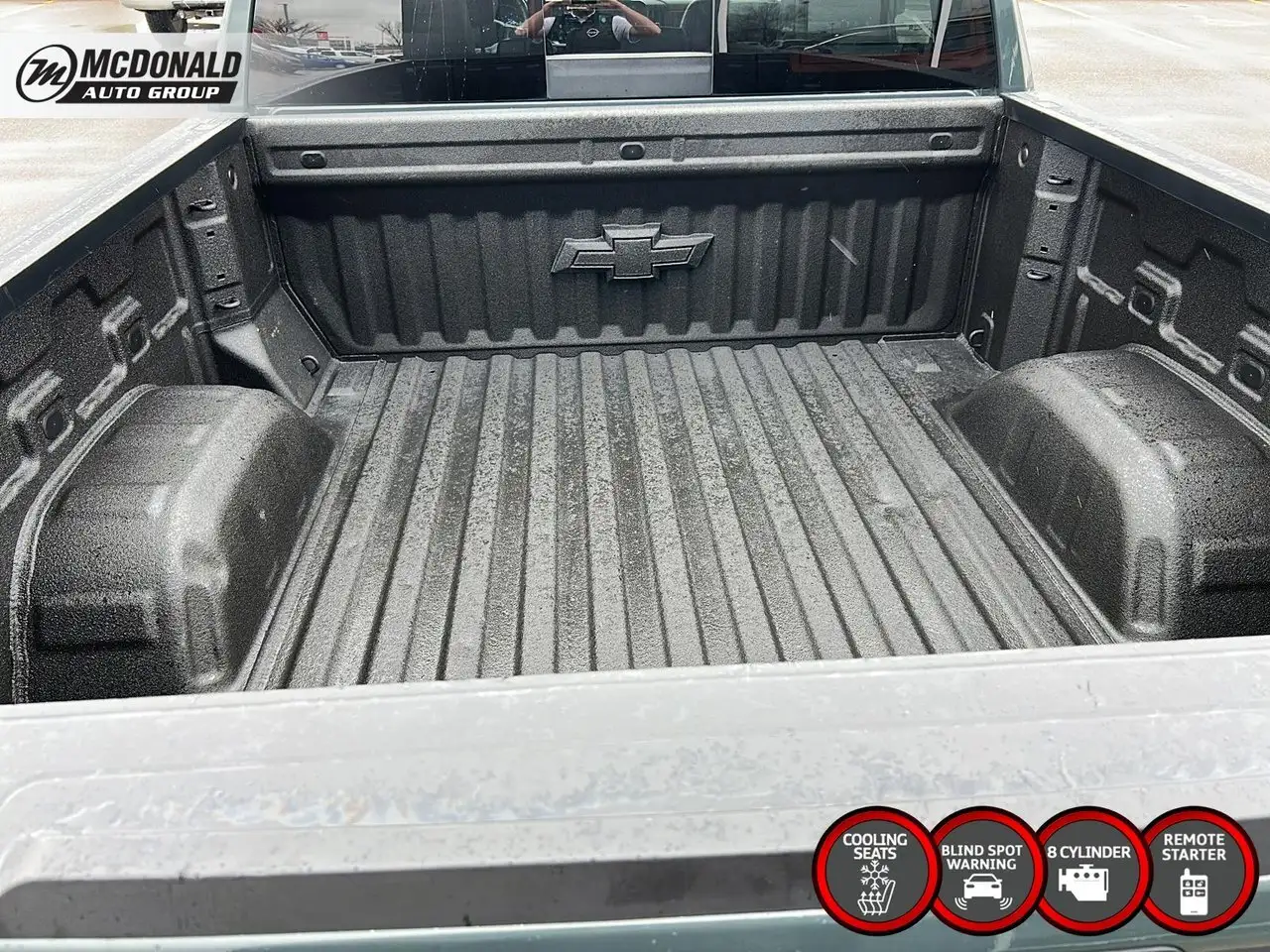 Chevrolet Silverado 1500 снимка Chevrolet Silverado 1500
