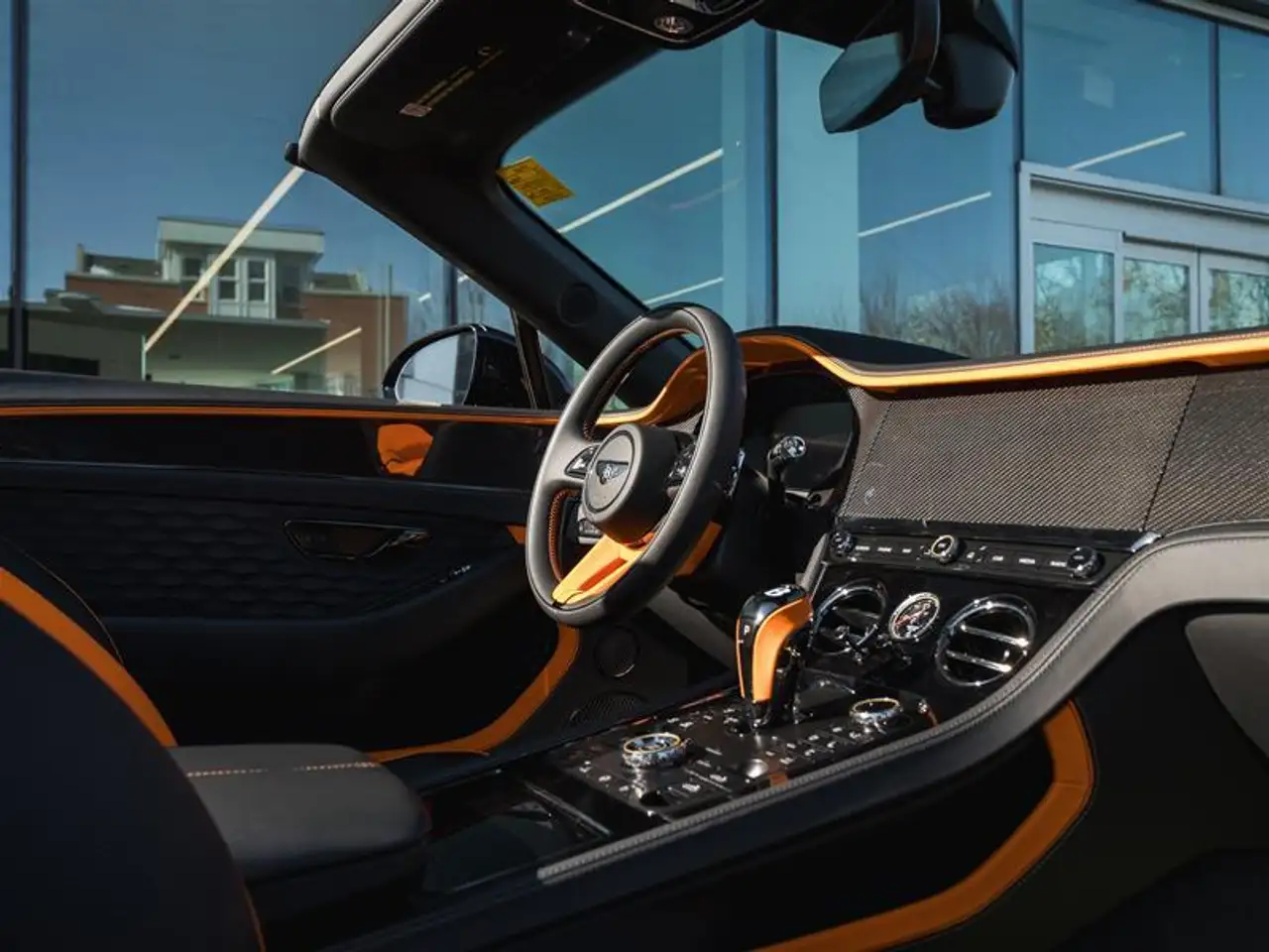 Bentley Continental GTC photo Bentley Continental GTC