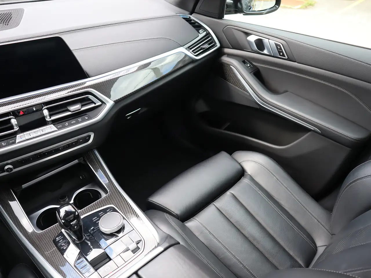 BMW X5 снимка BMW X5