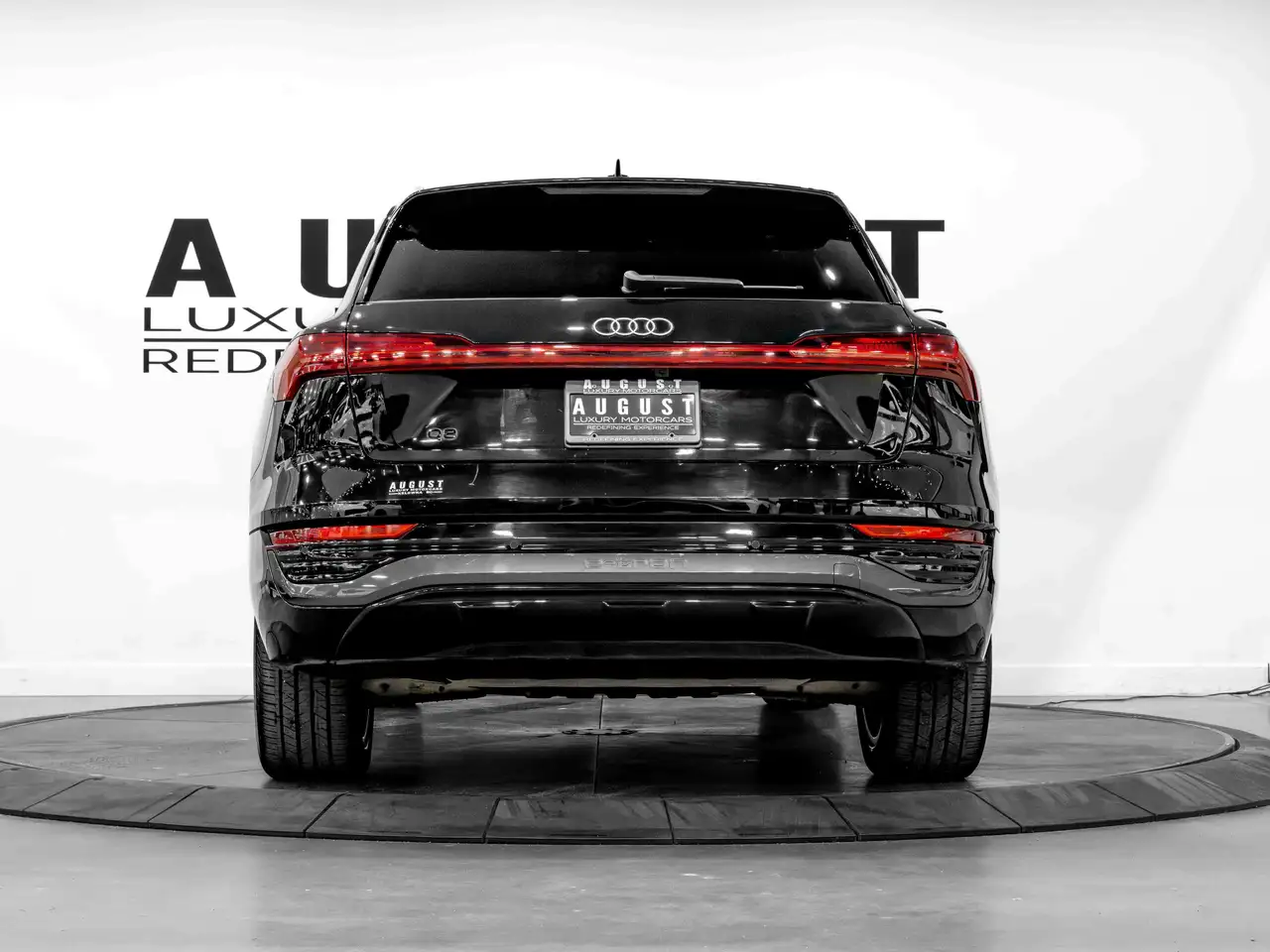 Audi Q8 e-tron fotografie Audi Q8 e-tron