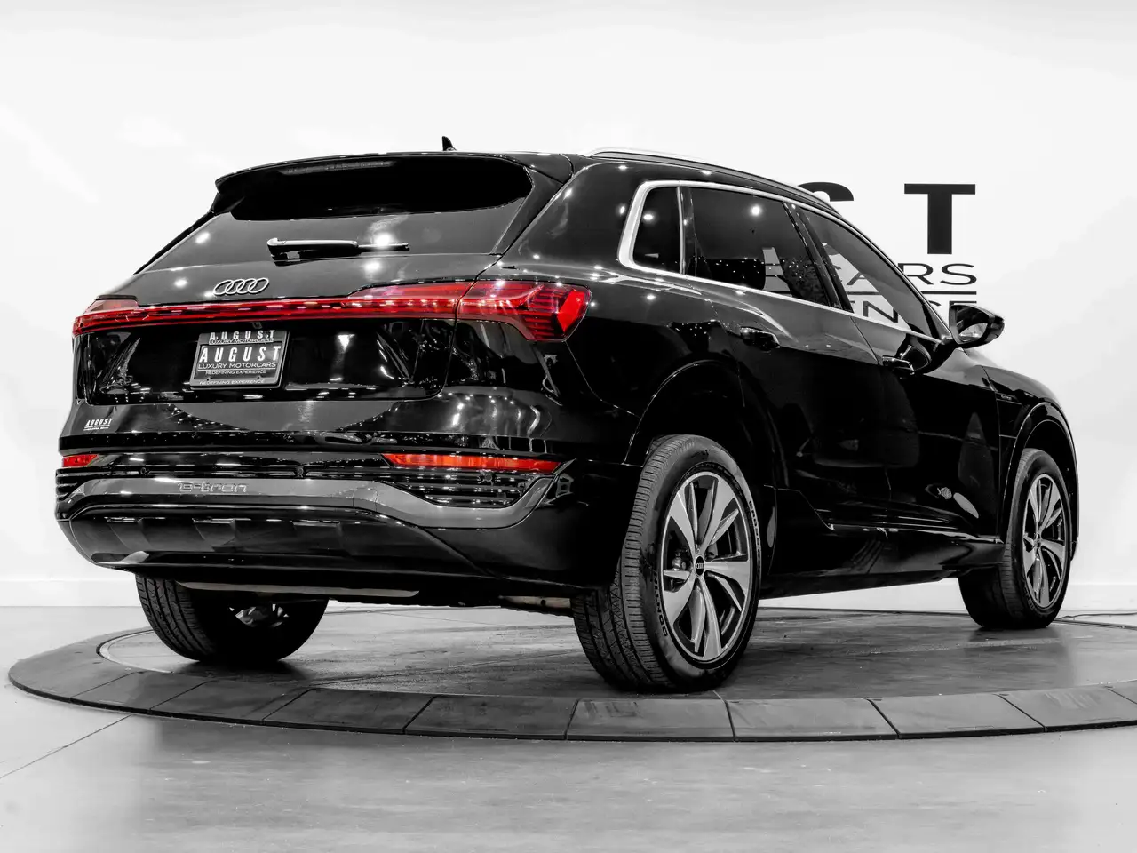 Audi Q8 e-tron fotografie Audi Q8 e-tron