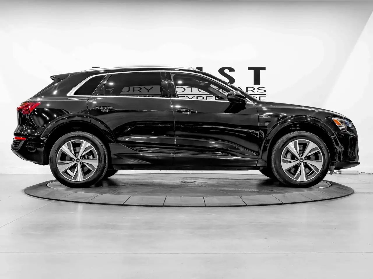 Audi Q8 e-tron fotografie Audi Q8 e-tron