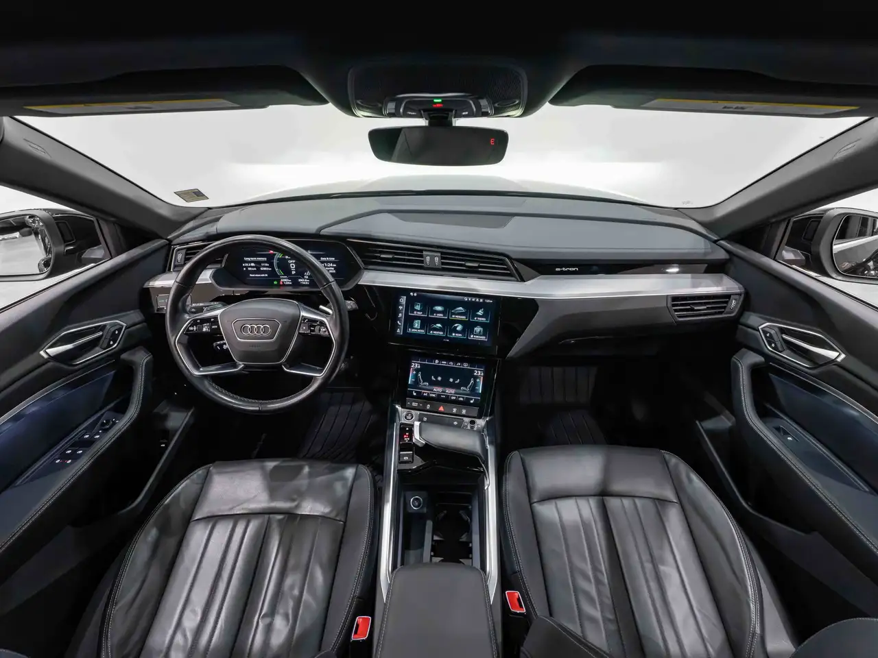 Audi Q8 e-tron fotografie Audi Q8 e-tron