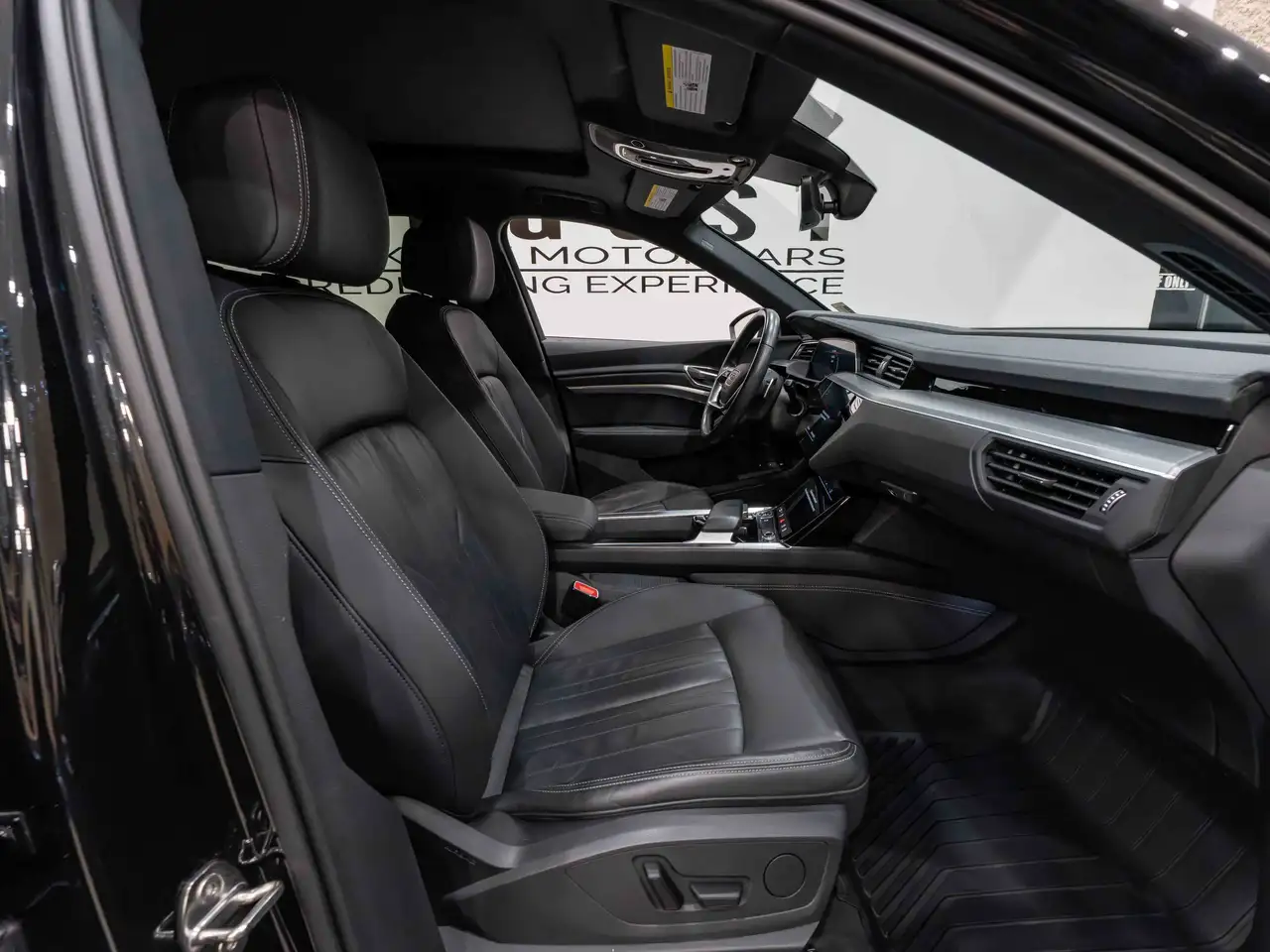 Audi Q8 e-tron fotografie Audi Q8 e-tron