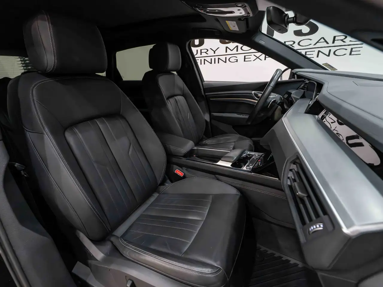 Audi Q8 e-tron fotografie Audi Q8 e-tron