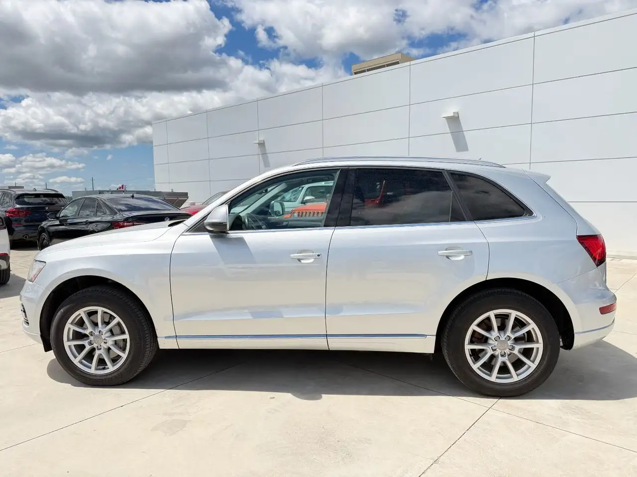 Audi Q5 снимка Audi Q5