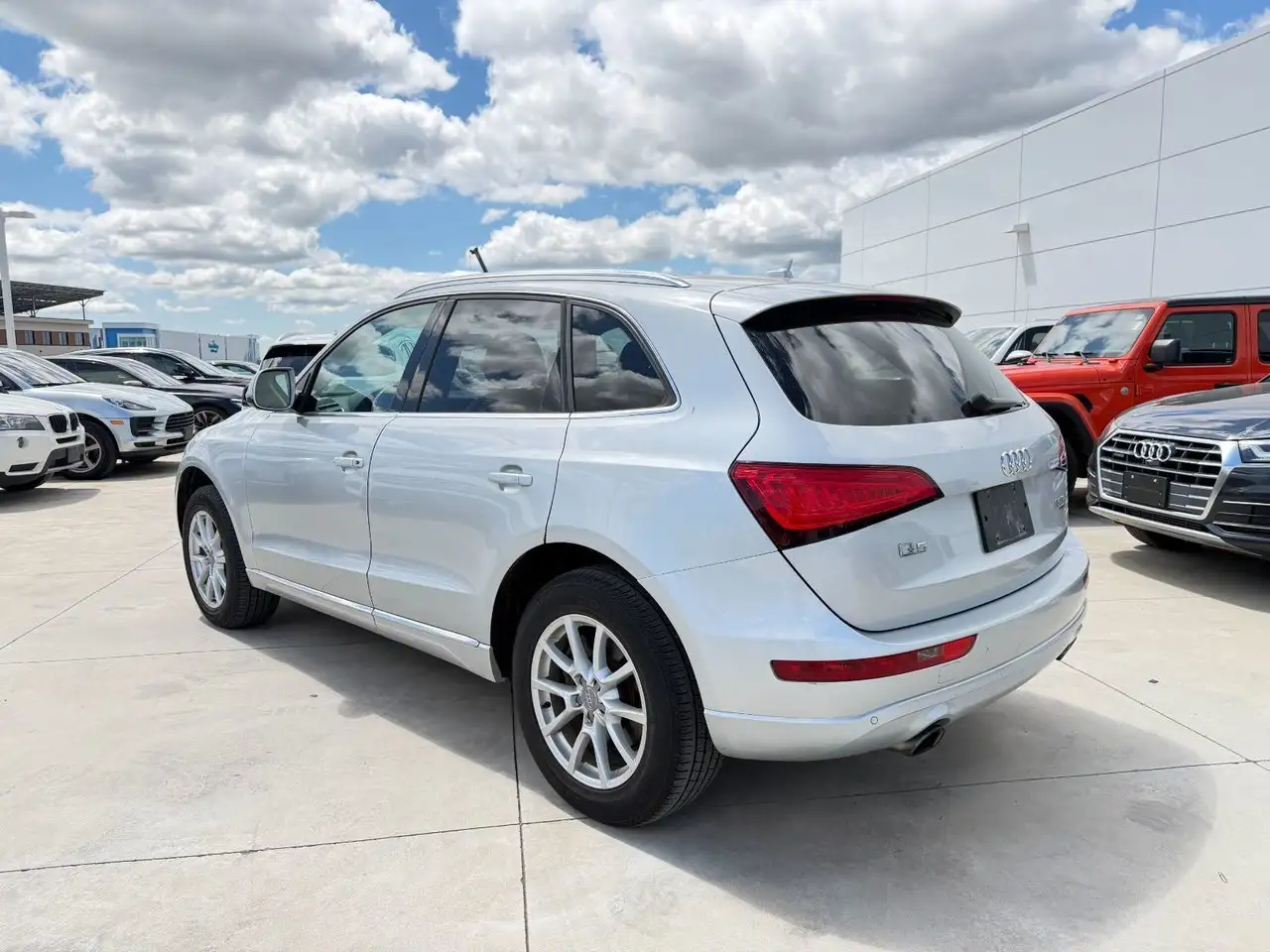 Audi Q5 снимка Audi Q5