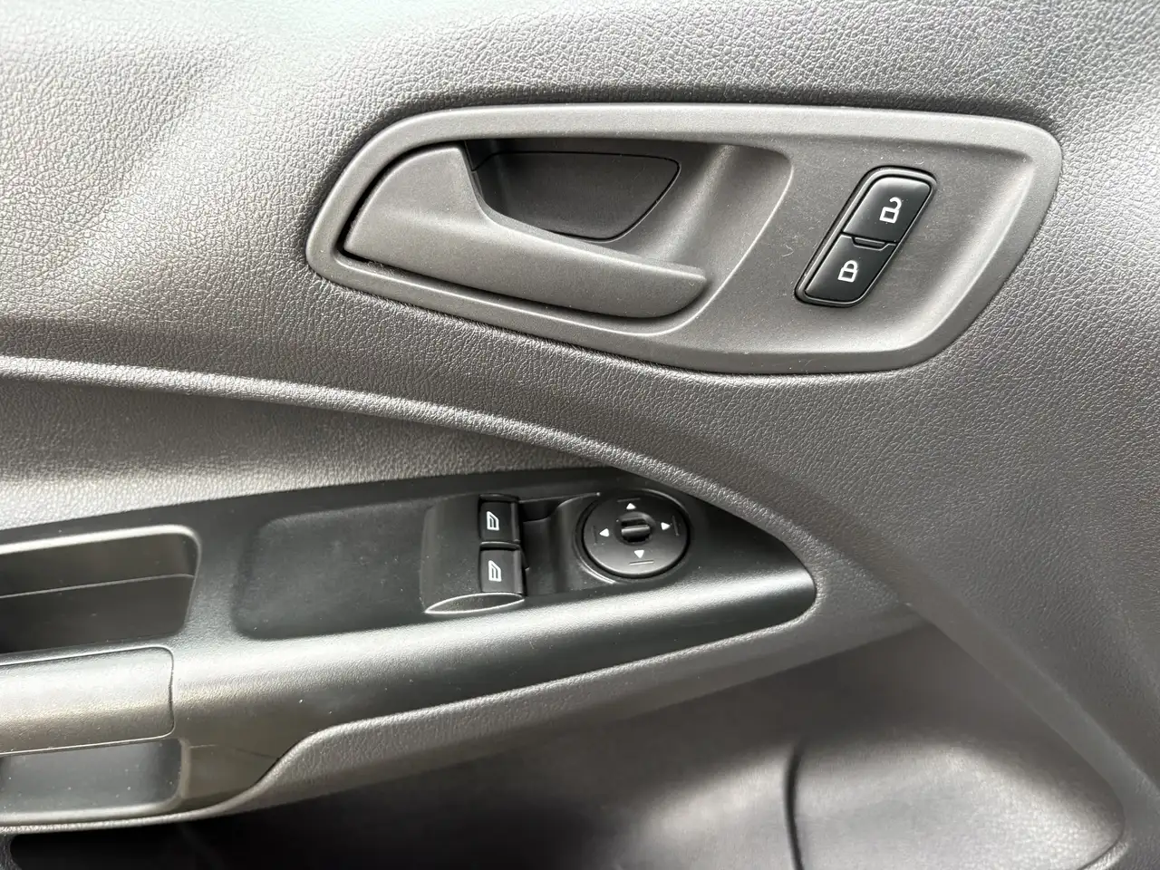 Ford Transit Connect fotografie Ford Transit Connect
