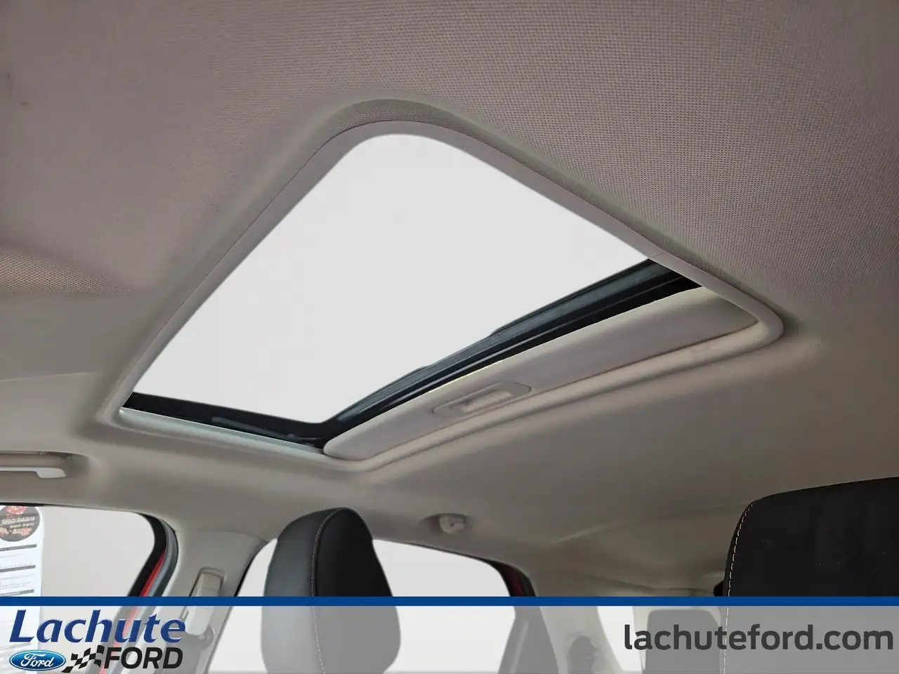 Ford EcoSport снимка Ford EcoSport