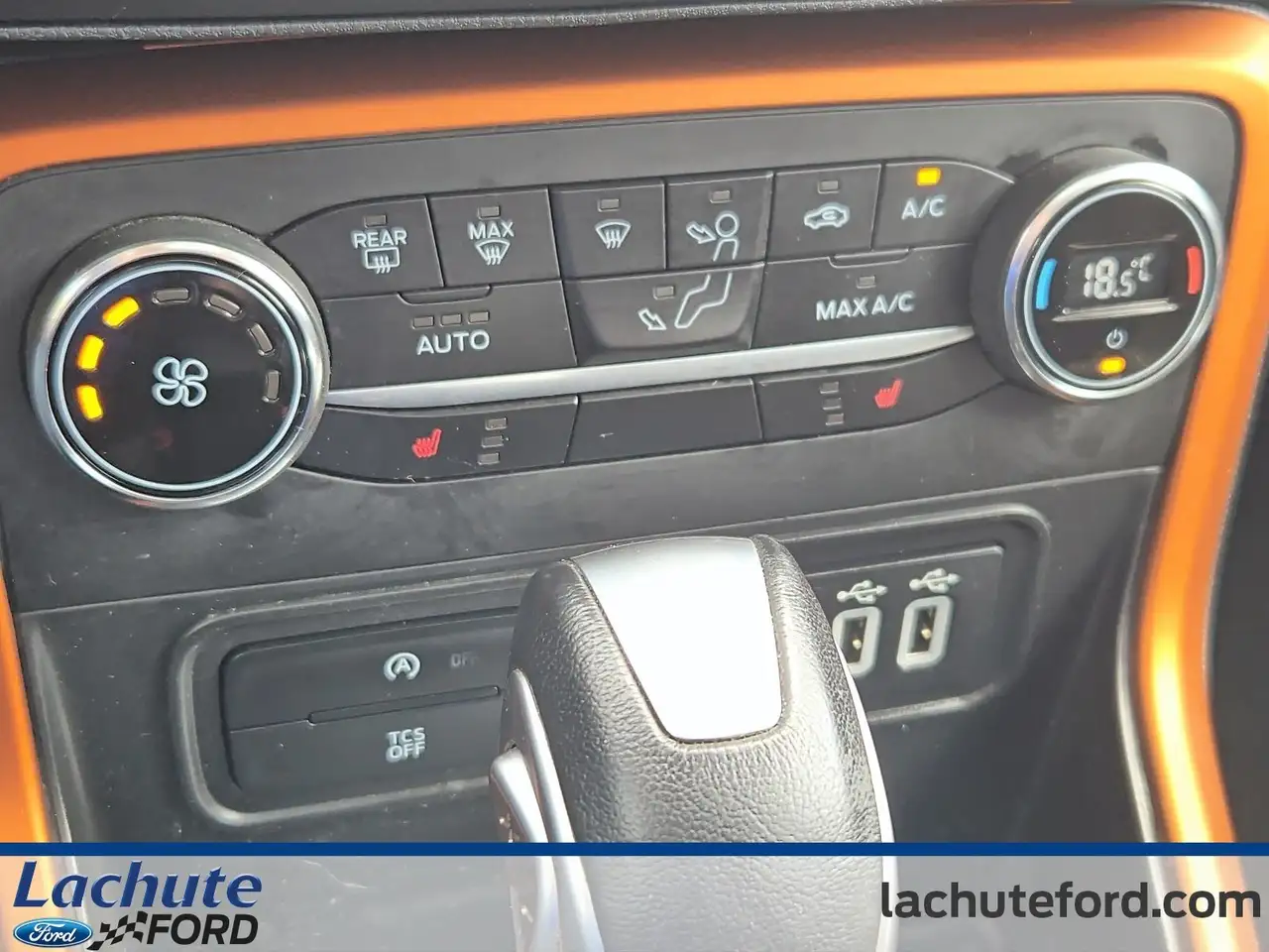 Ford EcoSport снимка Ford EcoSport