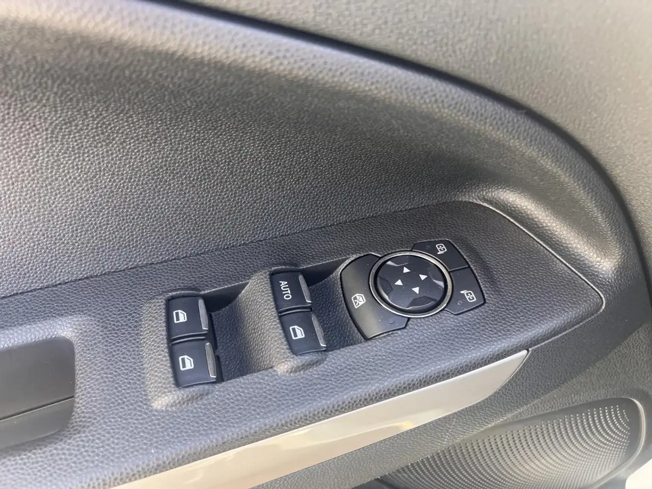 Ford EcoSport снимка Ford EcoSport