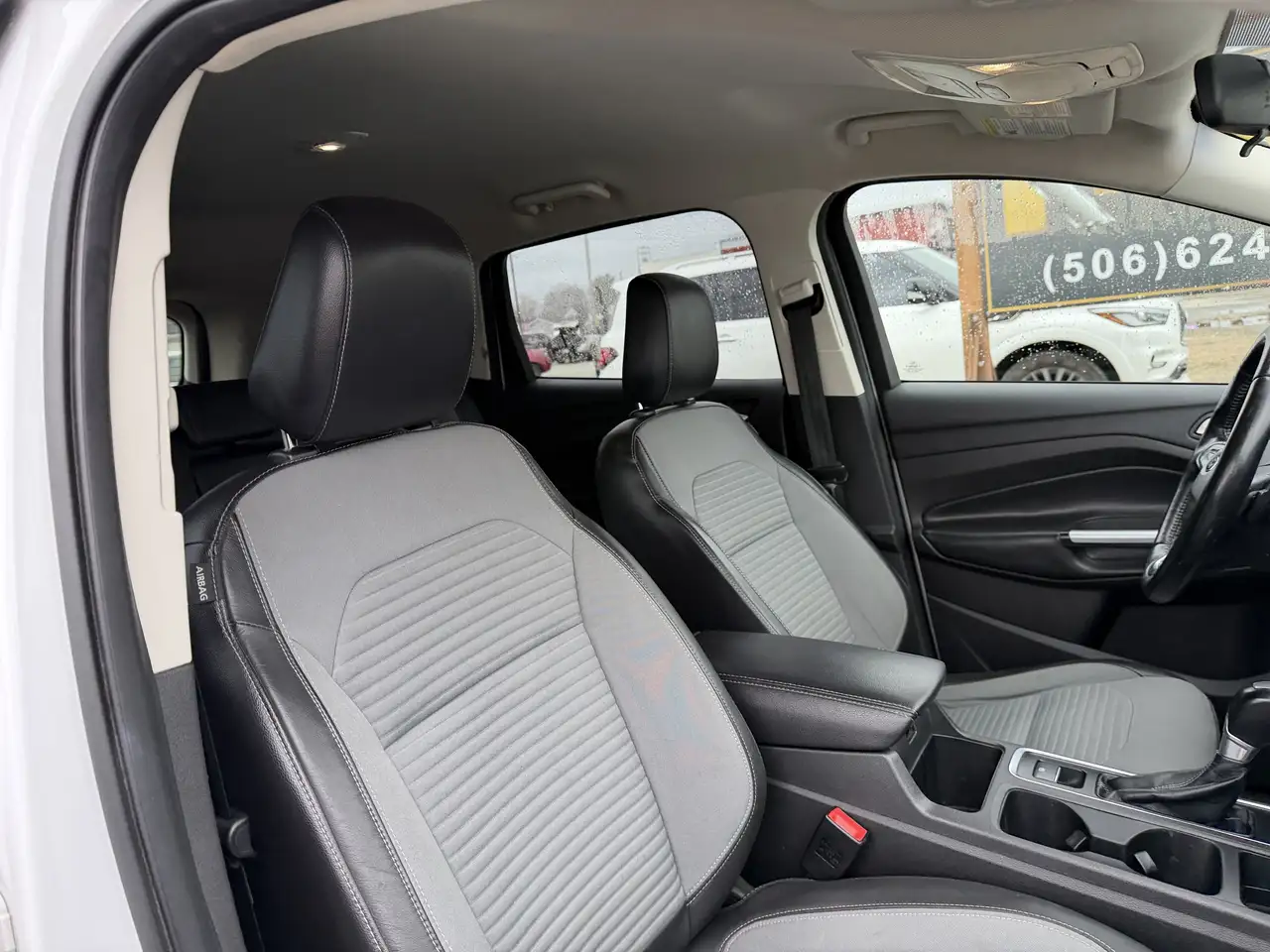 Ford Escape снимка Ford Escape