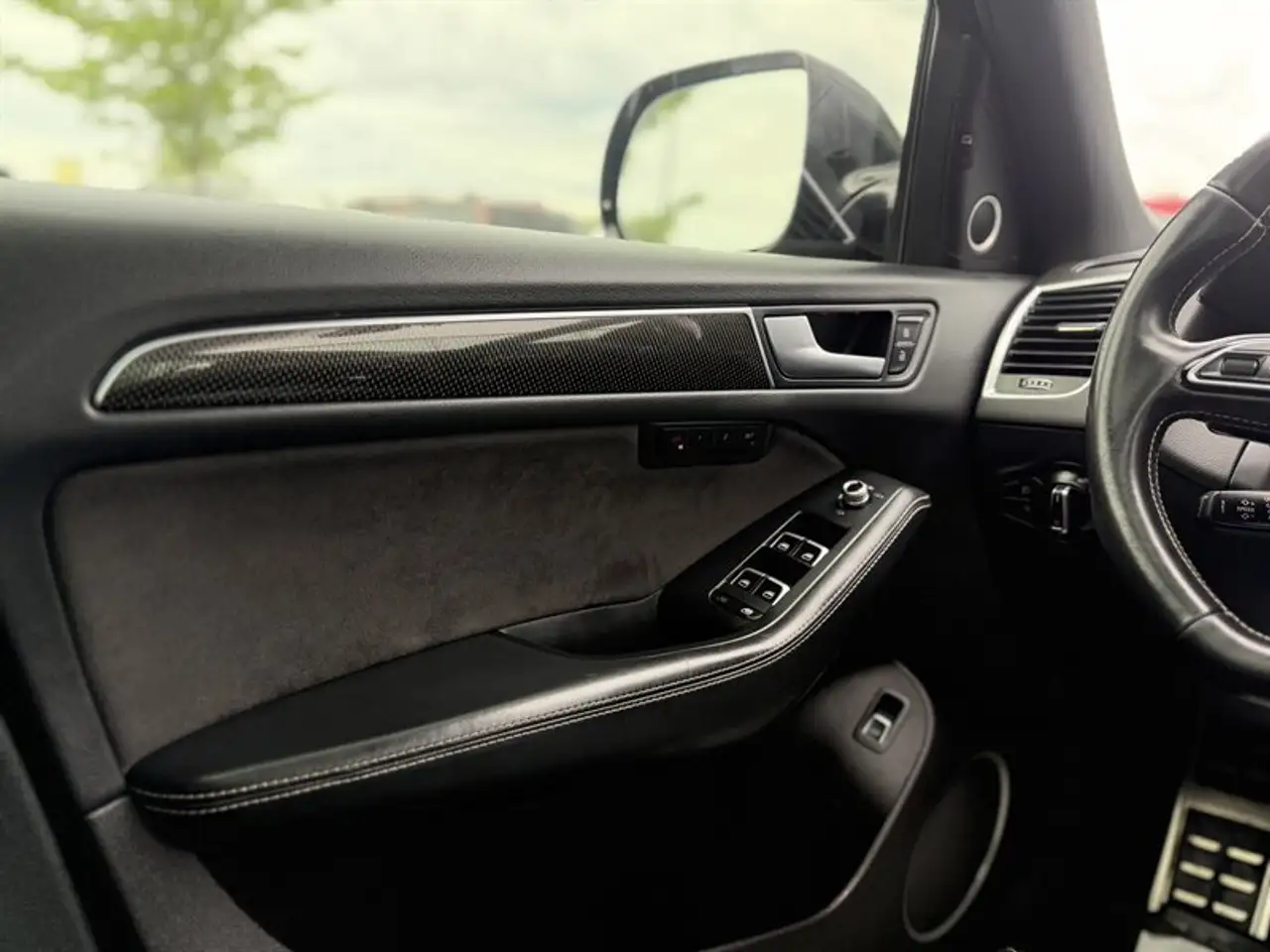 Audi SQ5 снимка Audi SQ5