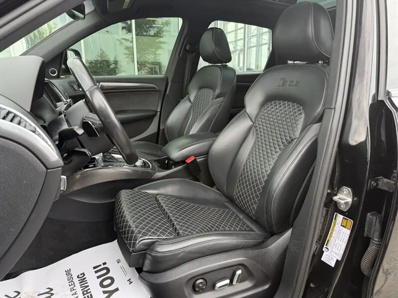 Audi SQ5 снимка Audi SQ5
