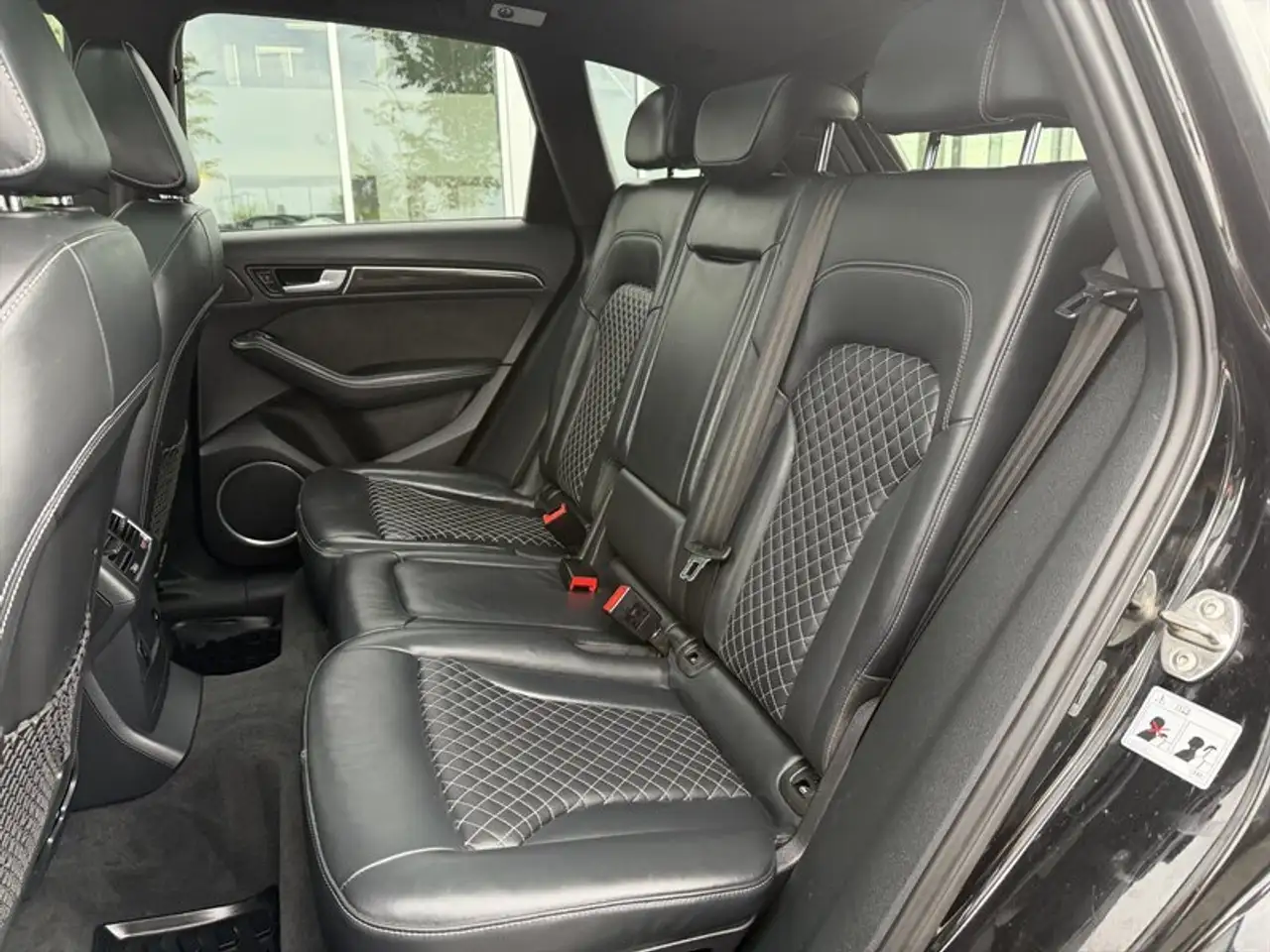 Audi SQ5 снимка Audi SQ5