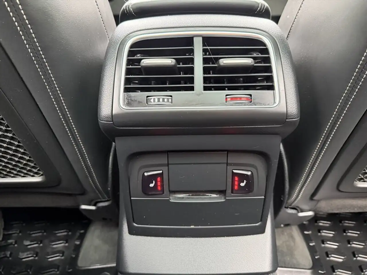 Audi SQ5 снимка Audi SQ5