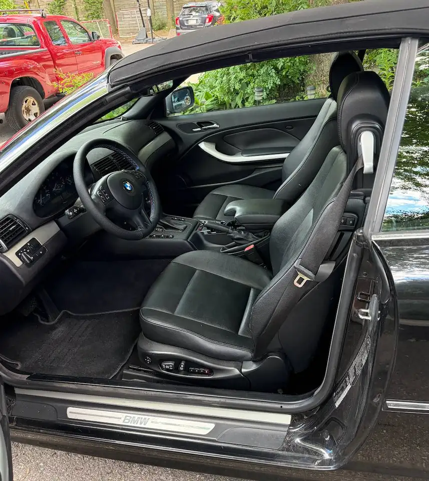 BMW 3 Series photo BMW 3 Series