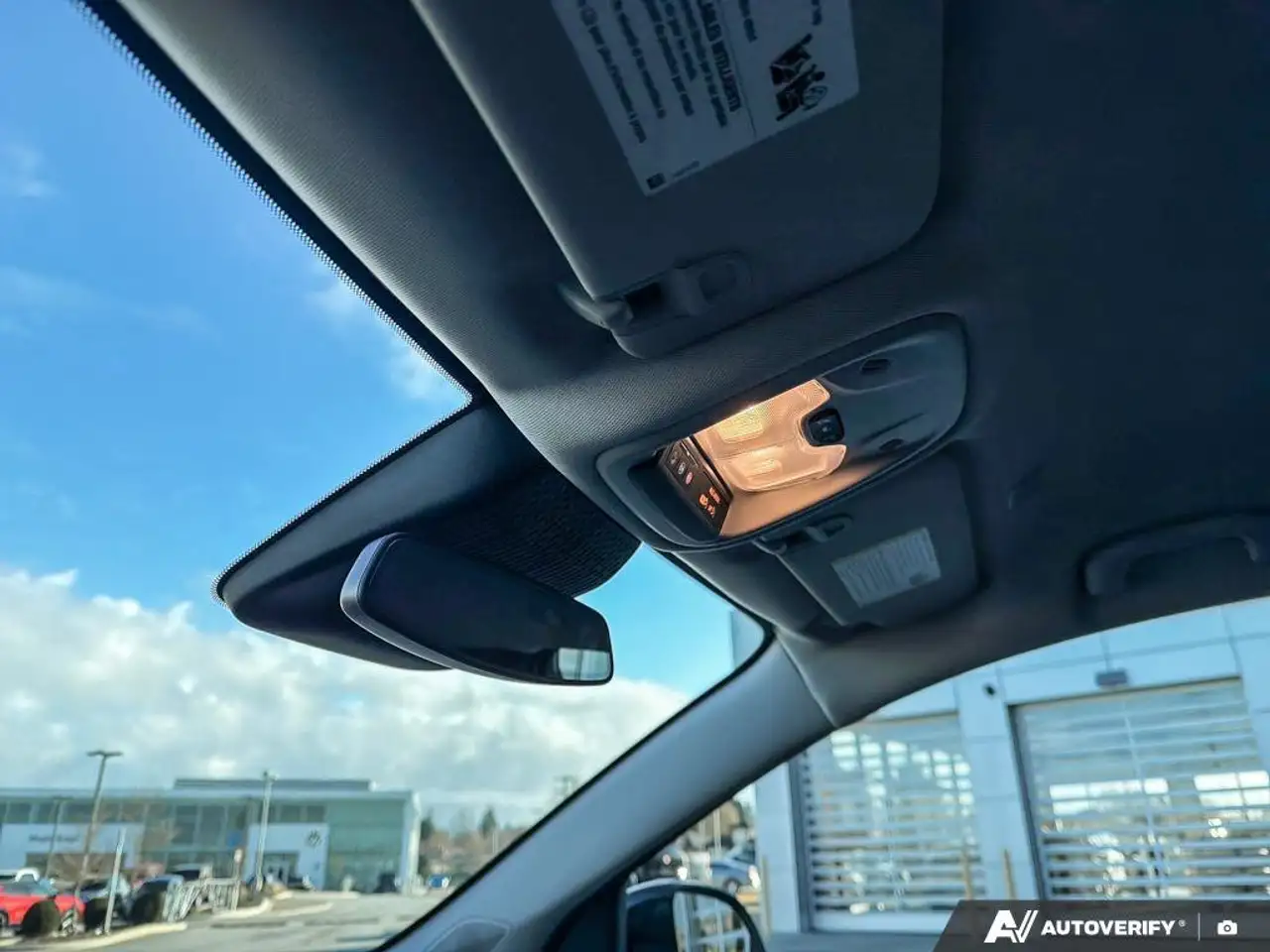 Chevrolet Bolt снимка Chevrolet Bolt