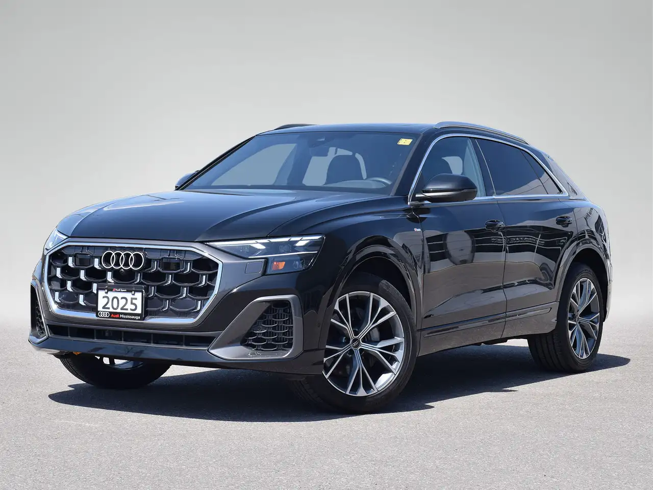 2025 Audi Q8