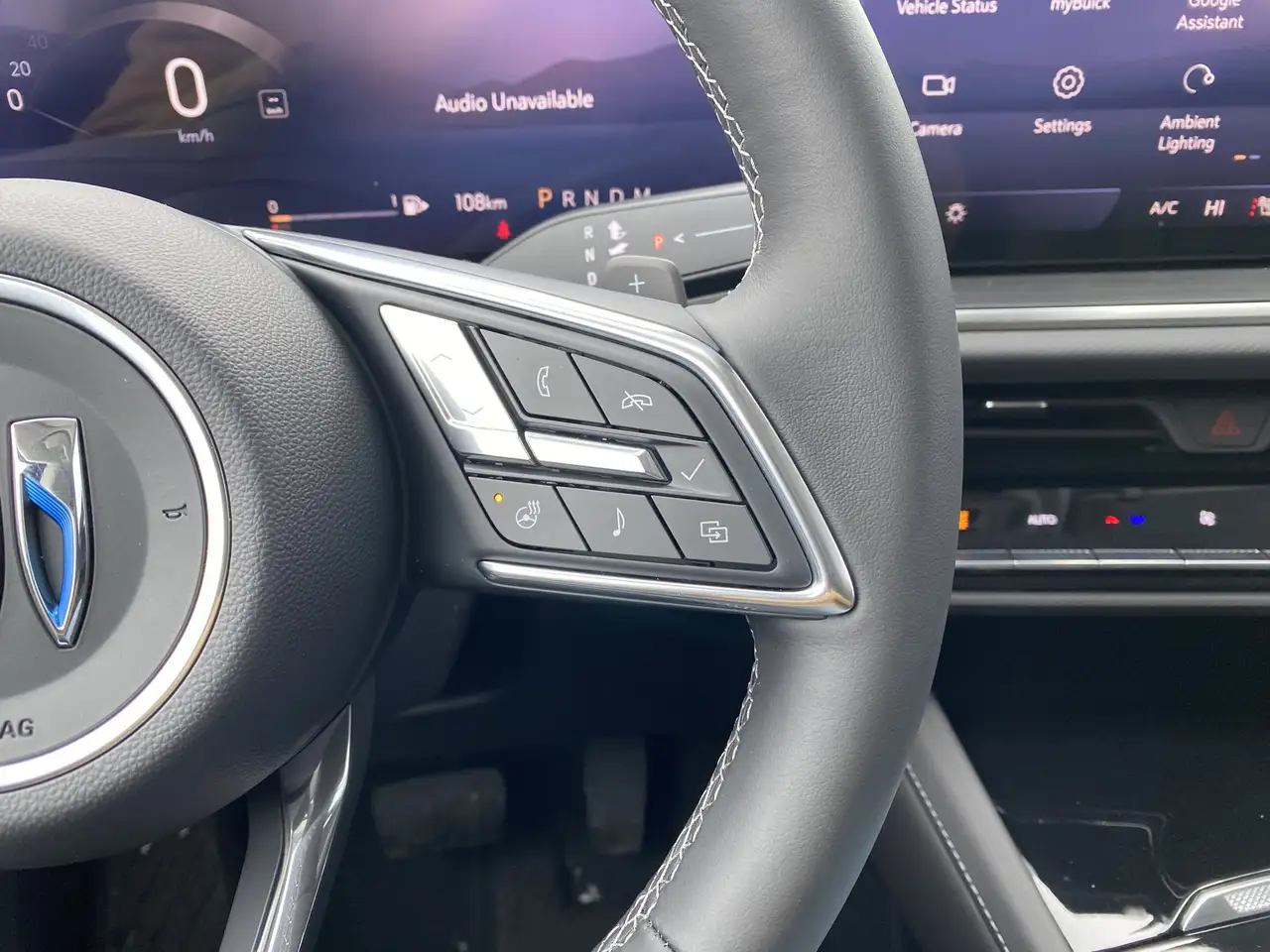 Buick Envision photo Buick Envision