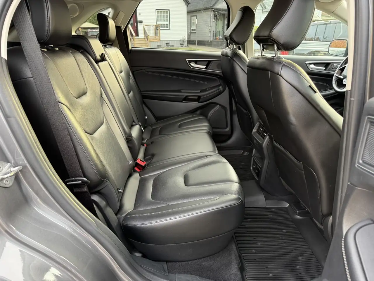 Ford Edge снимка Ford Edge