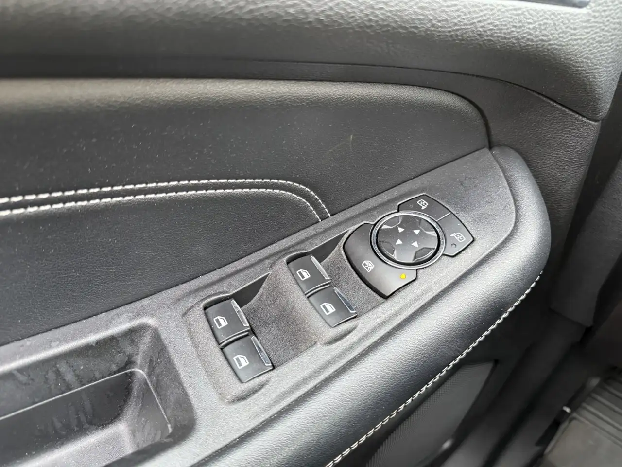 Ford Edge снимка Ford Edge