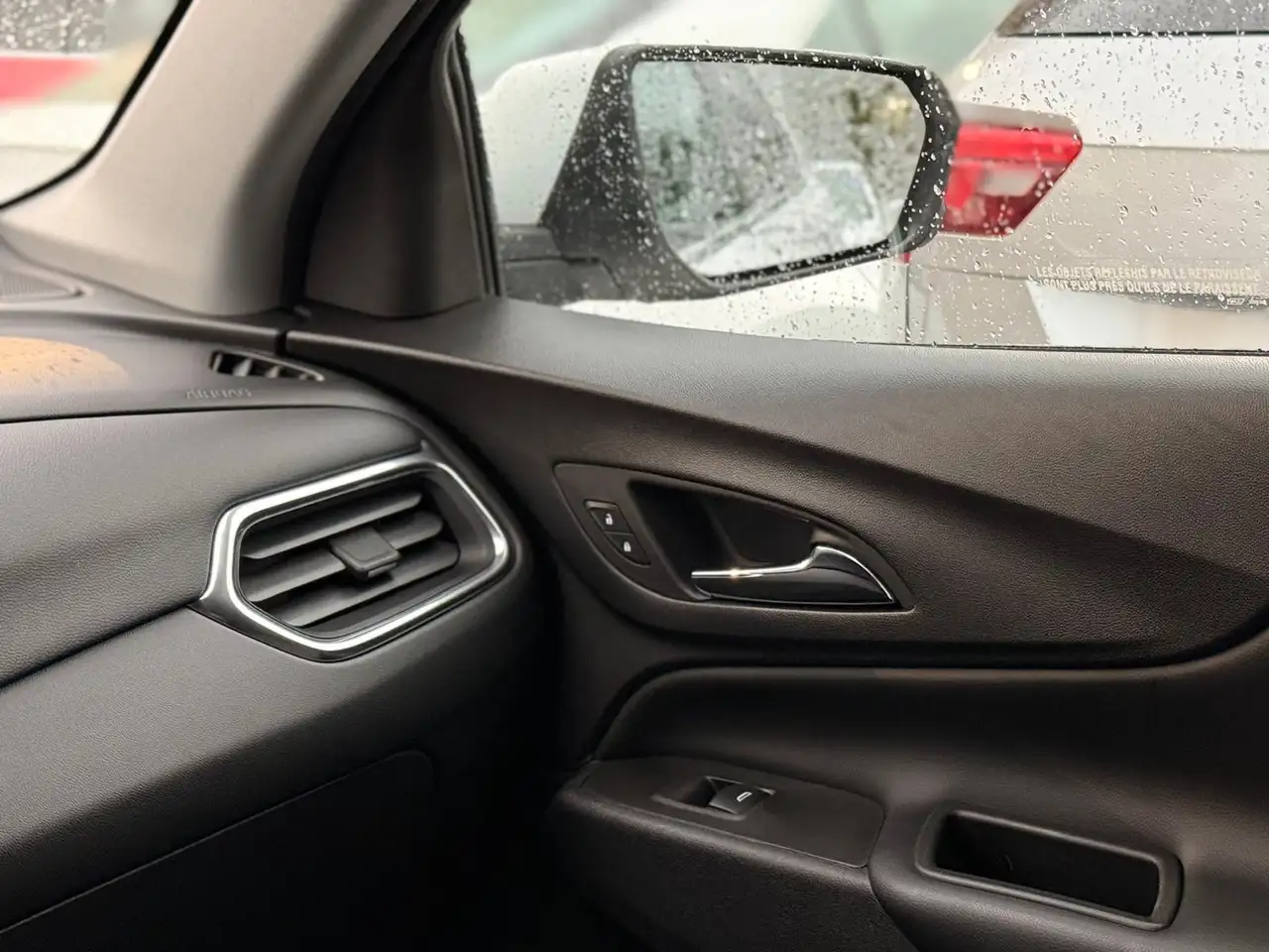Chevrolet Equinox снимка Chevrolet Equinox